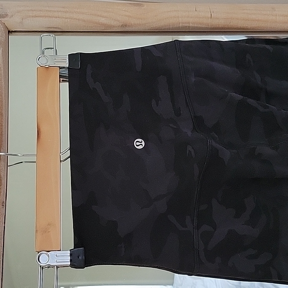 Lululemon Align Super High Rise Bike Shorts - Picture 3 of 5